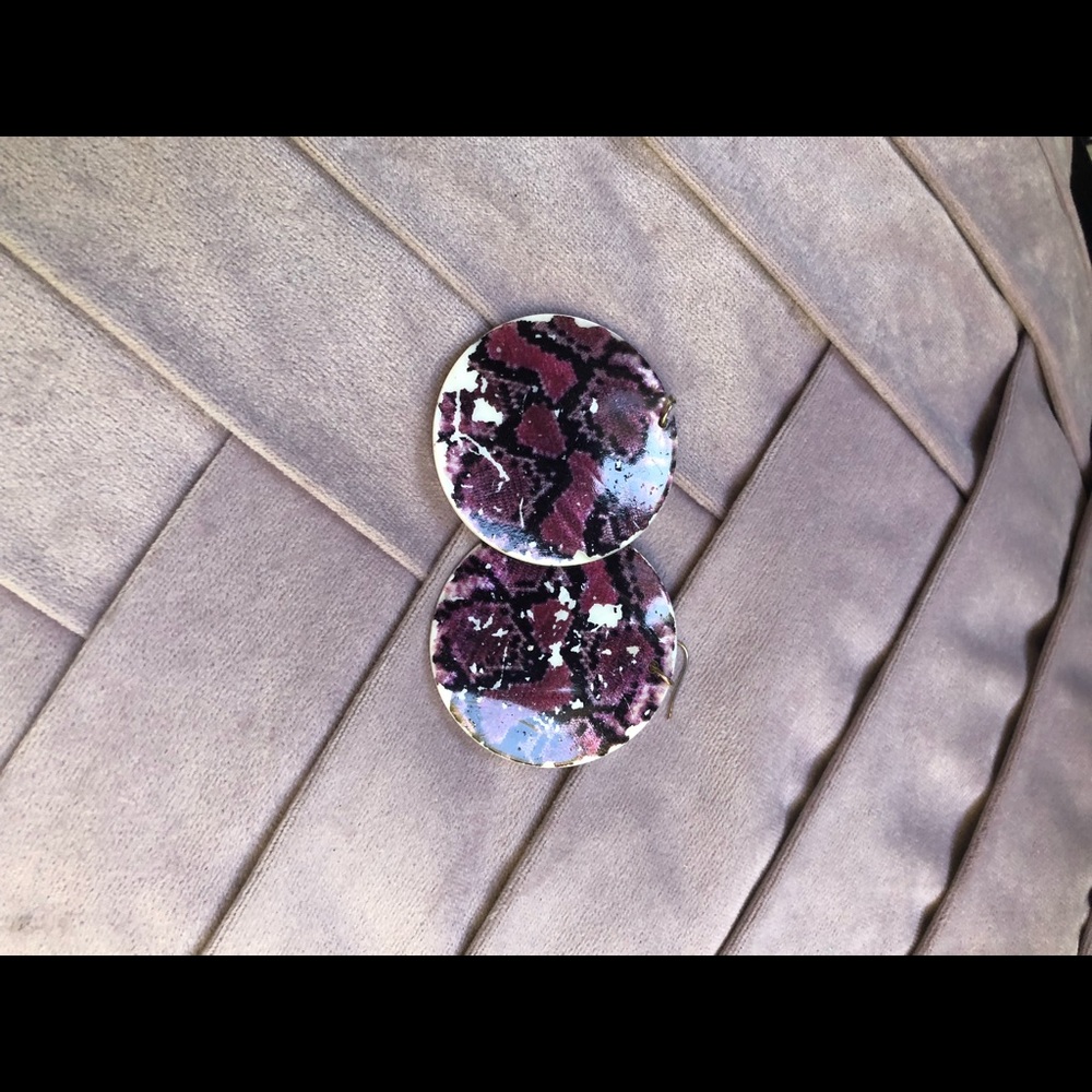 Great pair earrings